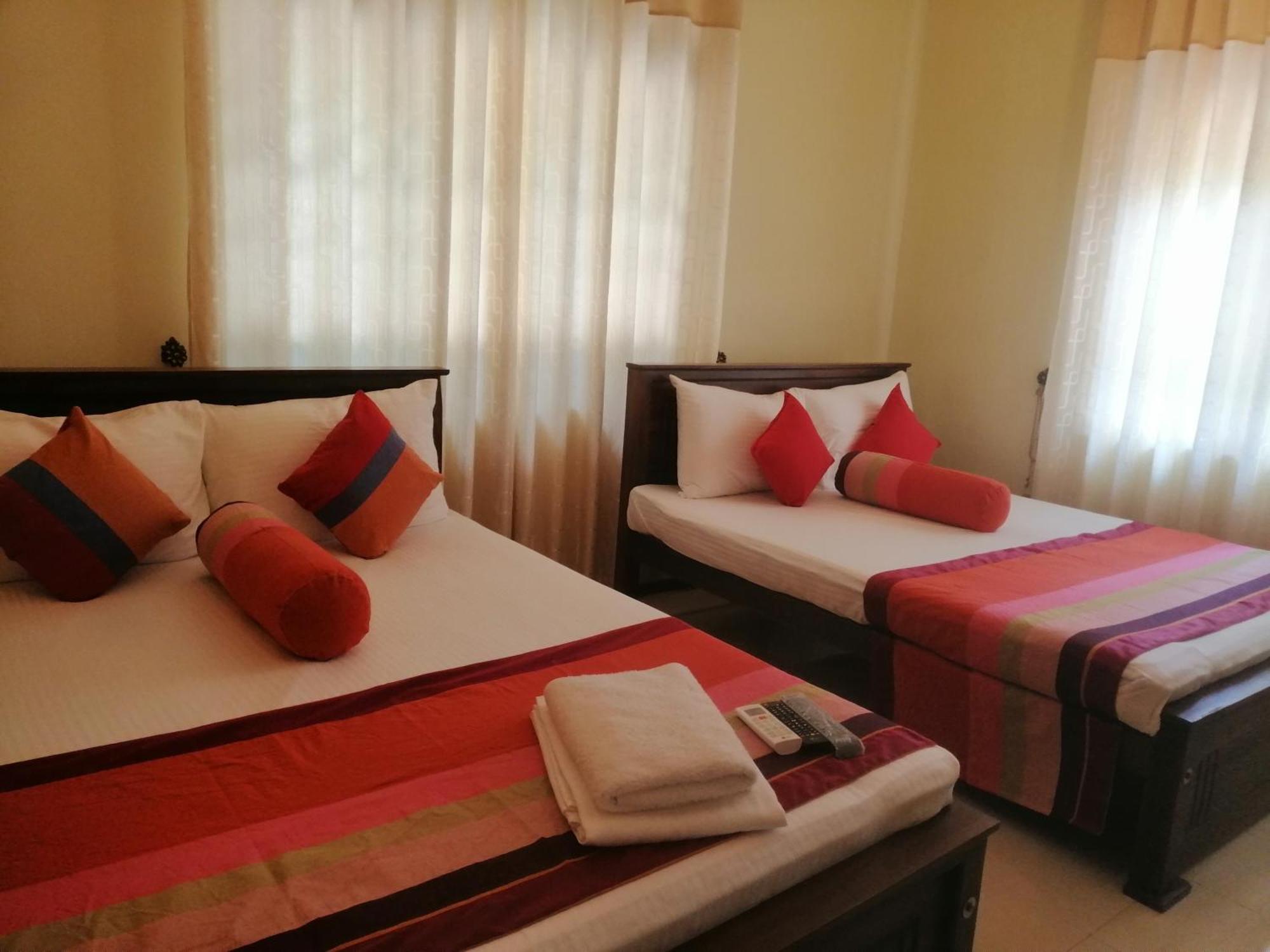 Golden Residence Anuradhapura Luaran gambar